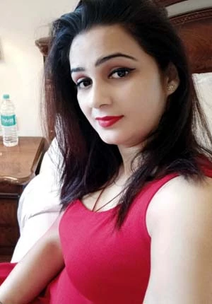  Sonam is a member of the housewife Girls group of Chandigarh Call Girls 